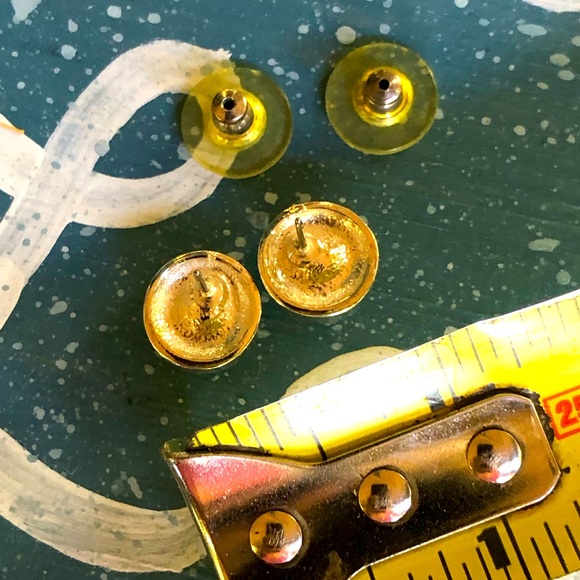 ☀️ Silver earrings with sparkle! Two pairs included. - Picture 3 of 6